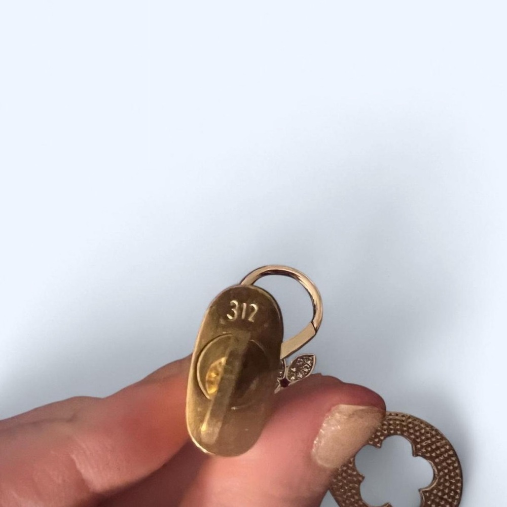Gold and Cream Keychain Accessory - Picture 3 of 3